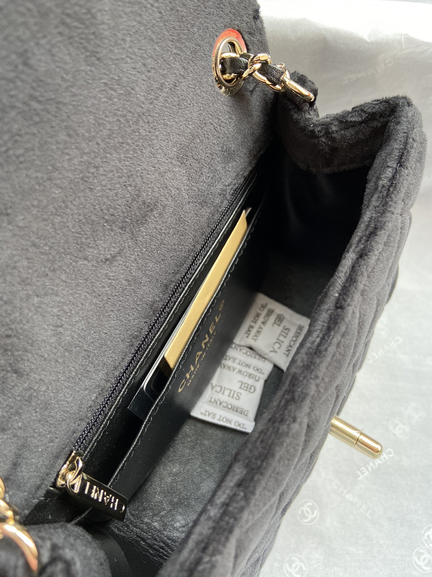 Ch**el small charm strap flap bag velvet black as1786 17 cm