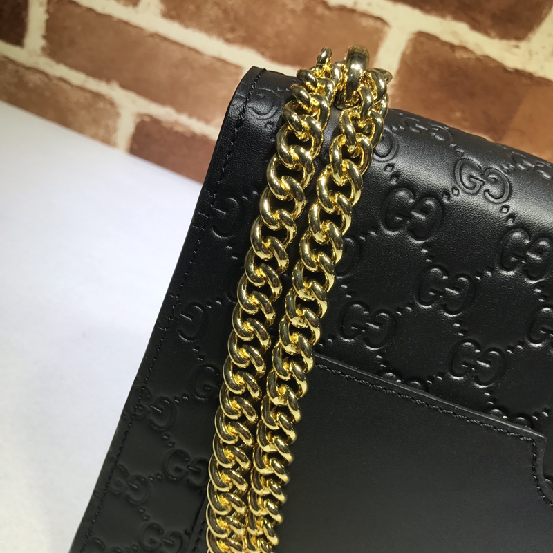 Gvc*1 medium padlock Gvc*1 signature shoulder bag leather black 409486 30 x 19 x 10 cm