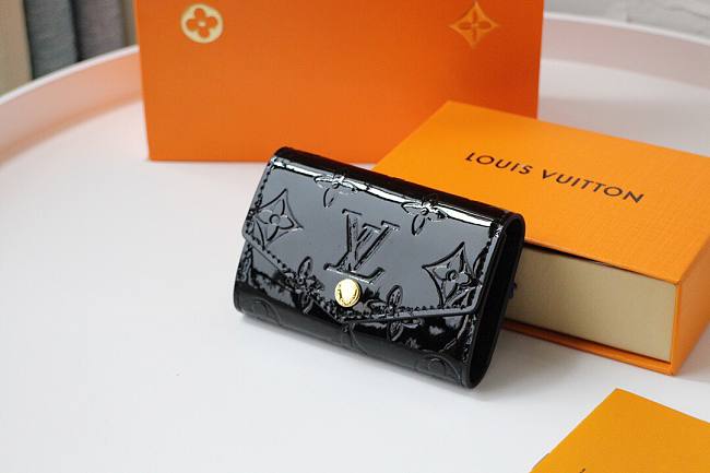 l0vis Vvtt0n 6 key holder black m90902 10 x 7 x 2 cm