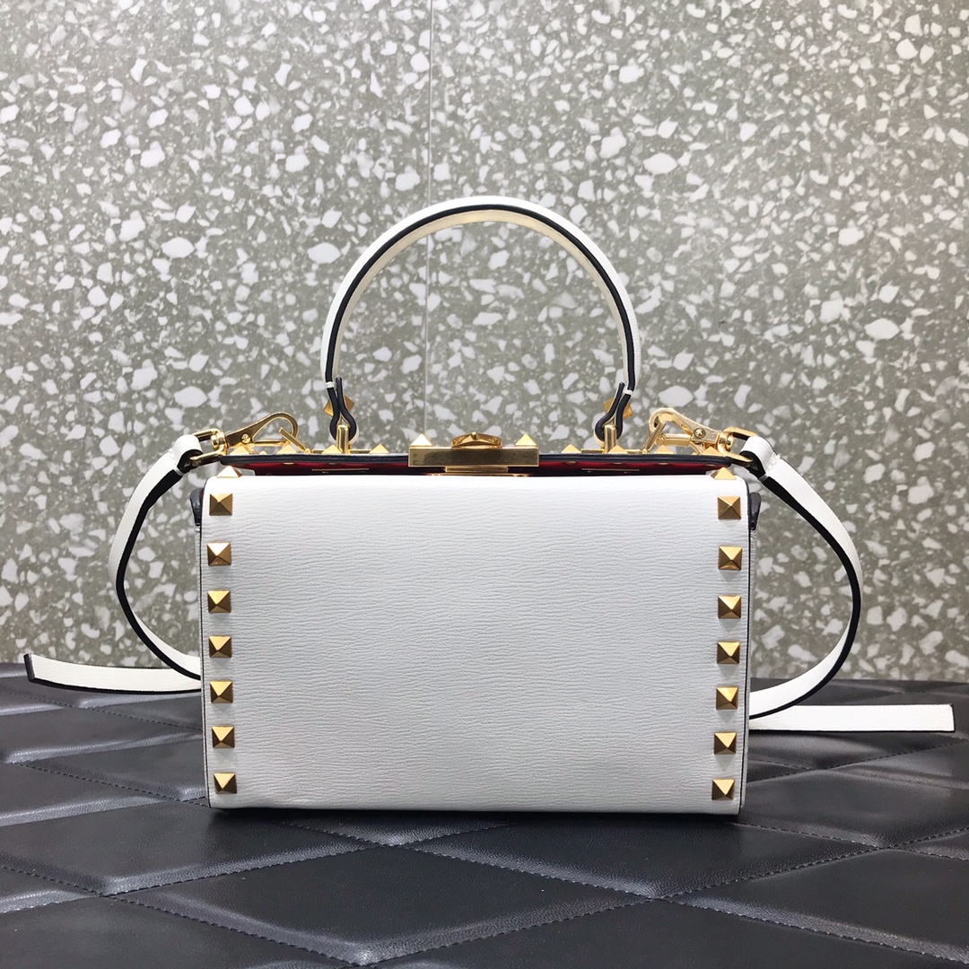 Va1e*ntin0 rockstud alcove grainy calfskin box bag white ww2b0j73wax 19 x 12 x 8 cm