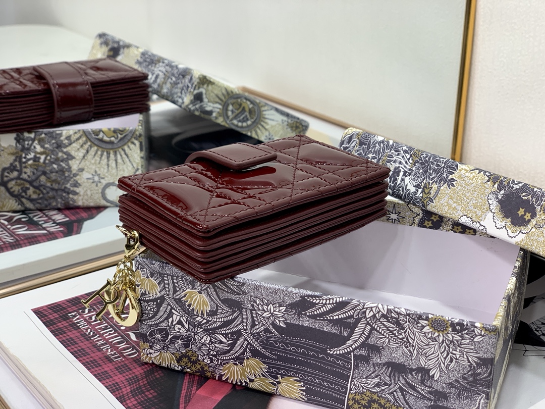 D10r lady D10r 5-gusset card holder patent cannage calfskin burgundy s0074 10.5 cm