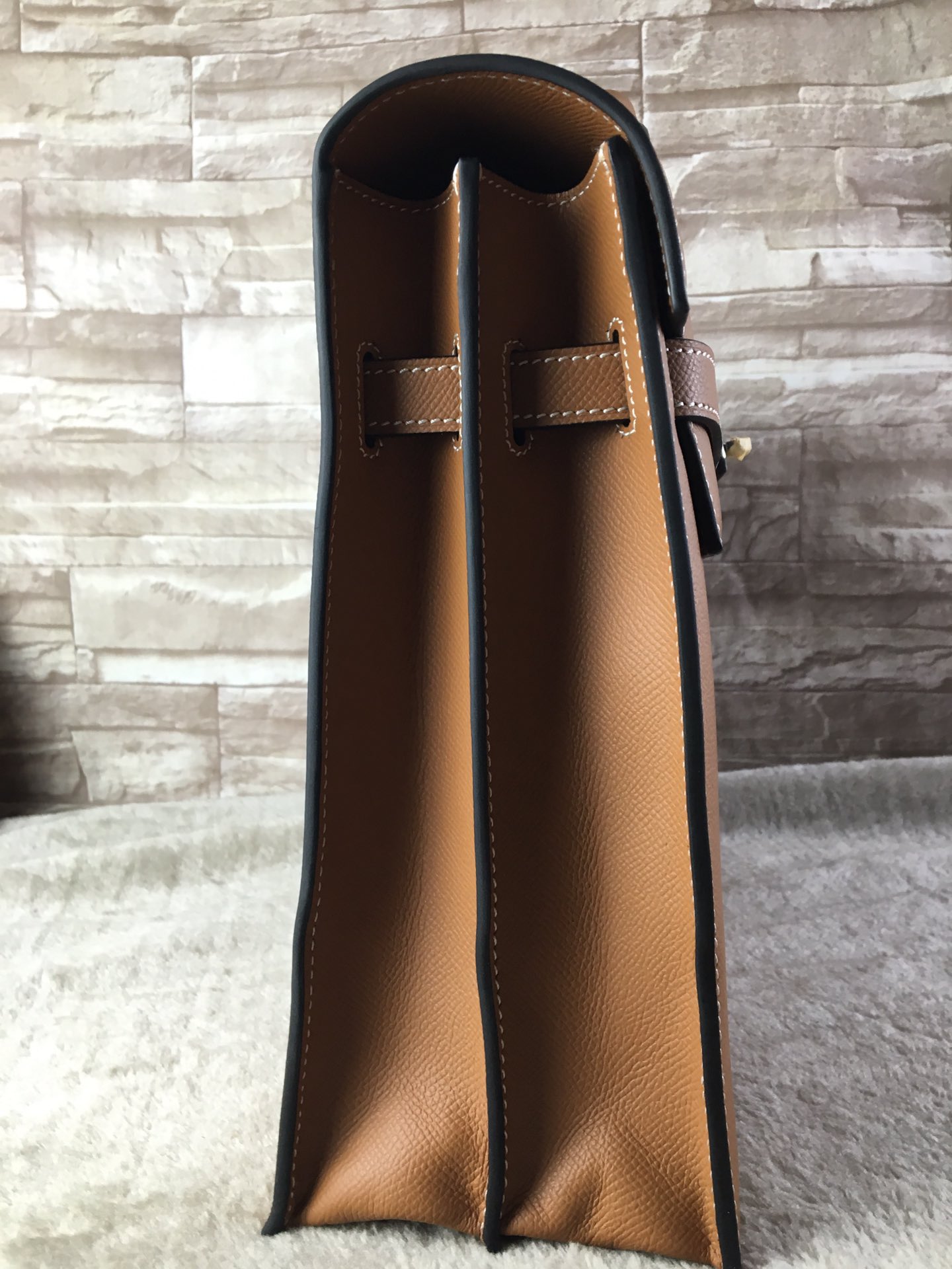 H**me5 kelly depeche briefcase epsom gold hardware brown 38 cm