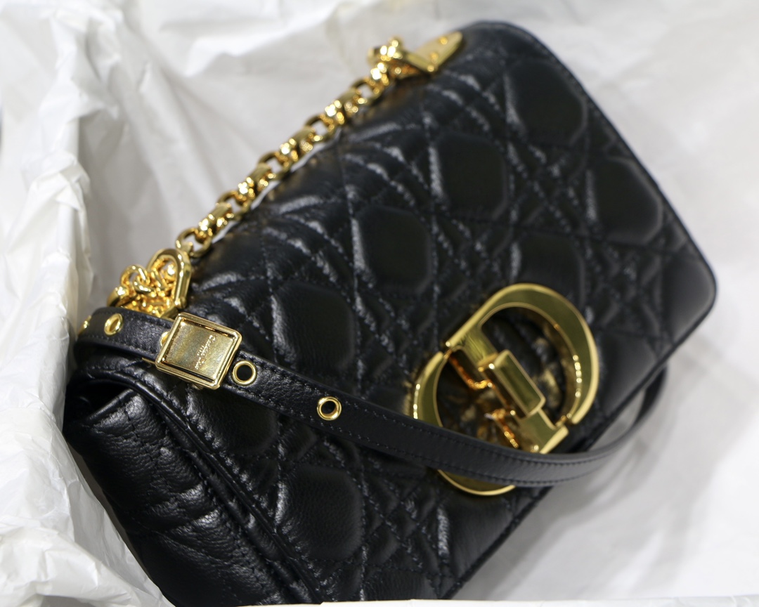 d10r small caro bag S*pple cannage calfskin black m9241 20 x 12 x 7 cm