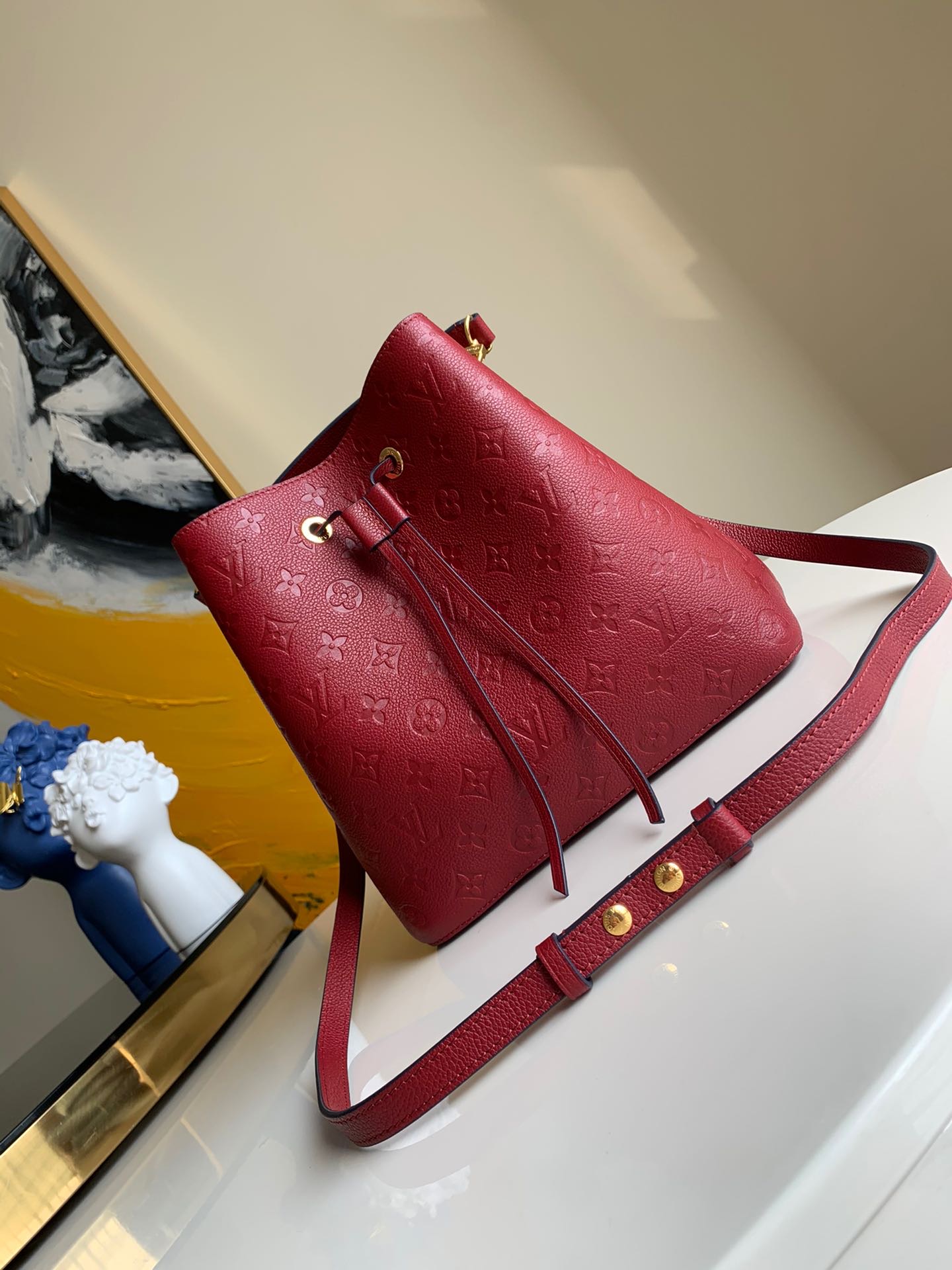 l0vis Vvtt0n nÉonoÉ mm monogram empreinte leather red m45306 26 cm