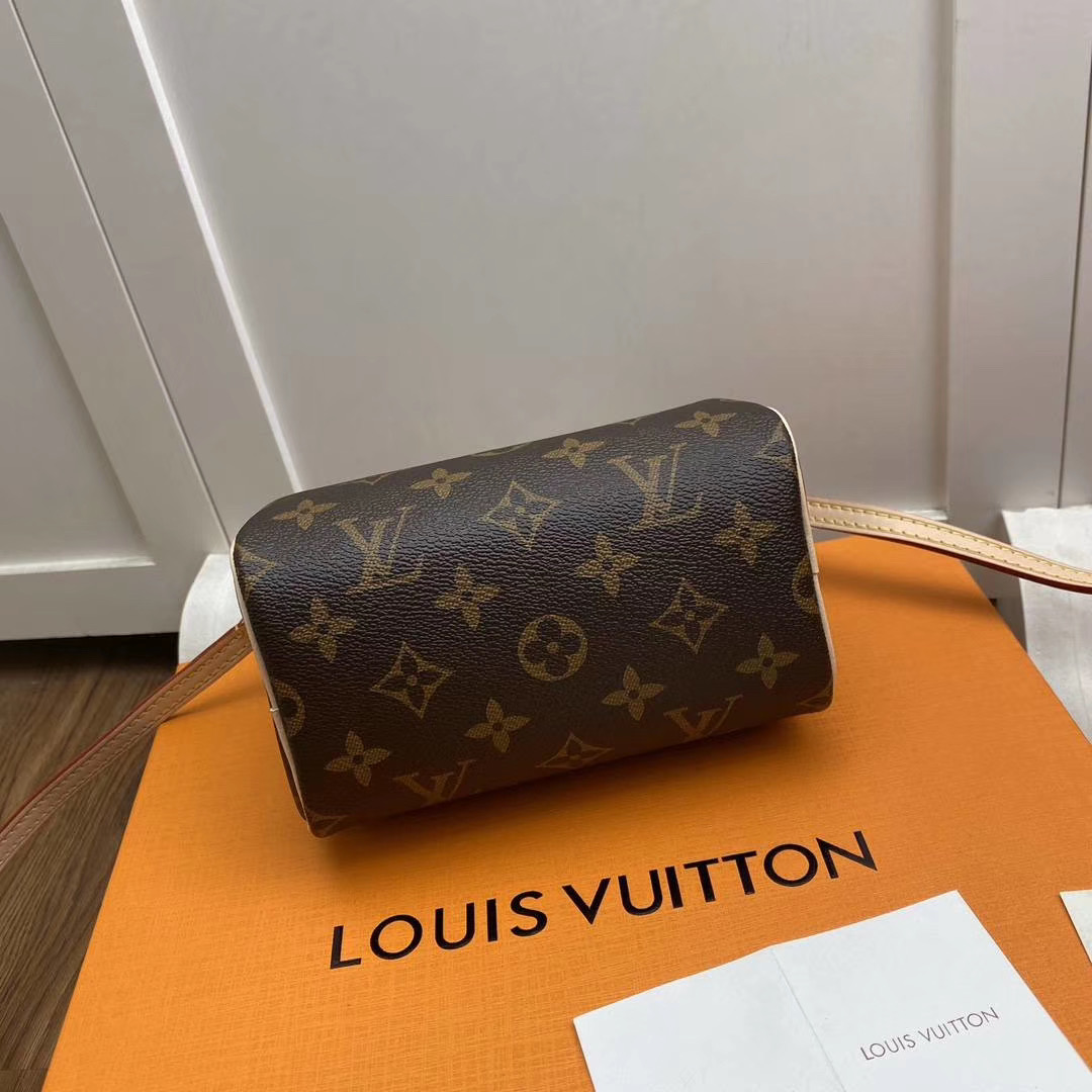 l0vis Vvtt0n nano speedy mng m61252 16 x 11 x 9 cm