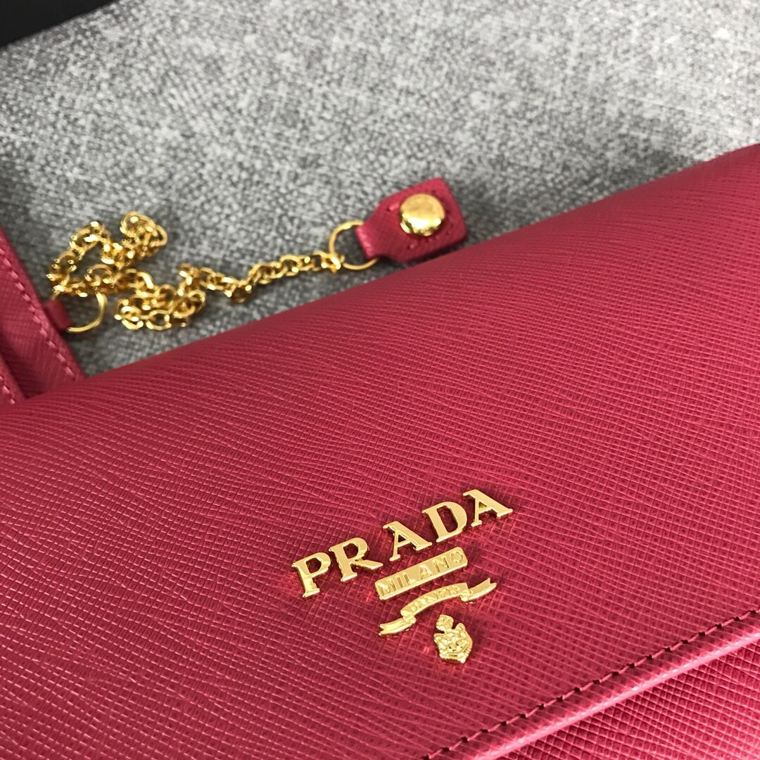 Pra*a large saffiano leather wallet crimson red 1mh132 18.7 x 9.5cm