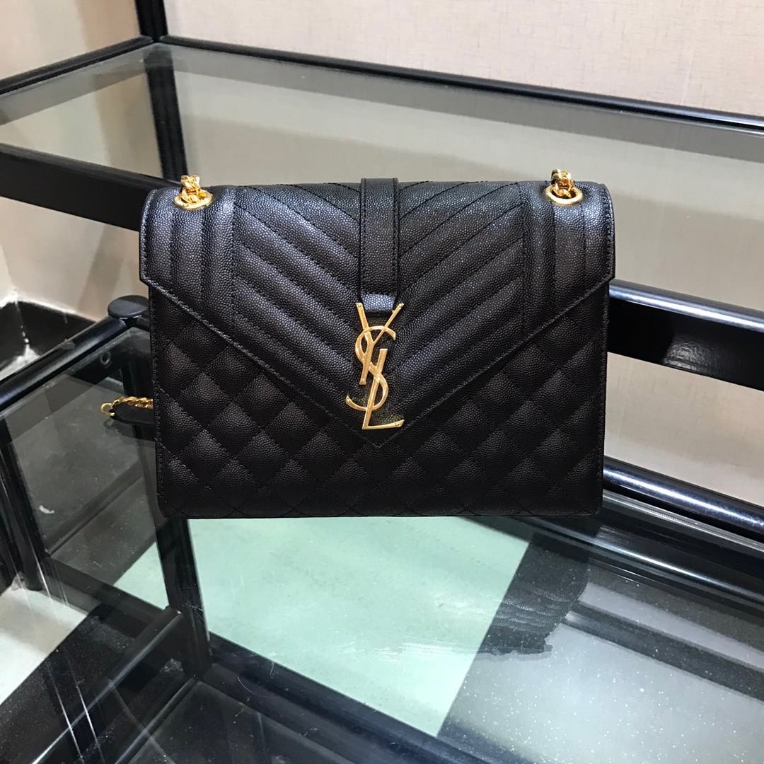 Y51 envelope medium bag in grained leather black 600185 24 x 7.5 x 18 cm