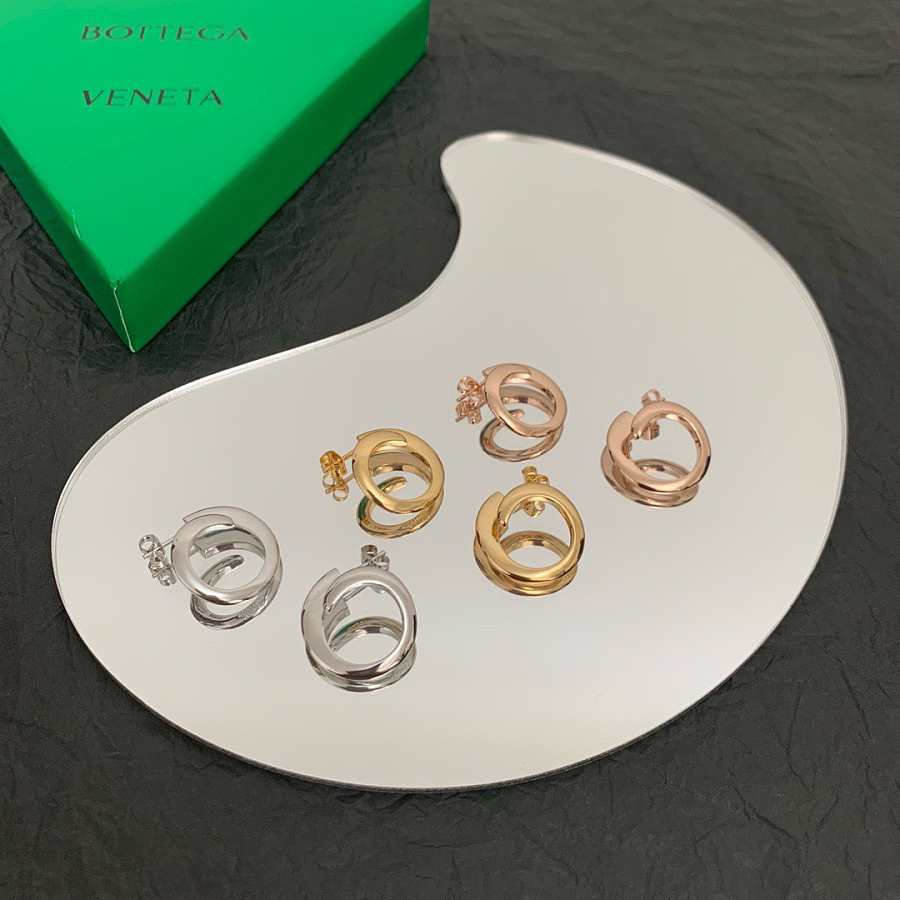 b0tt*ga Ven*ta earings 02