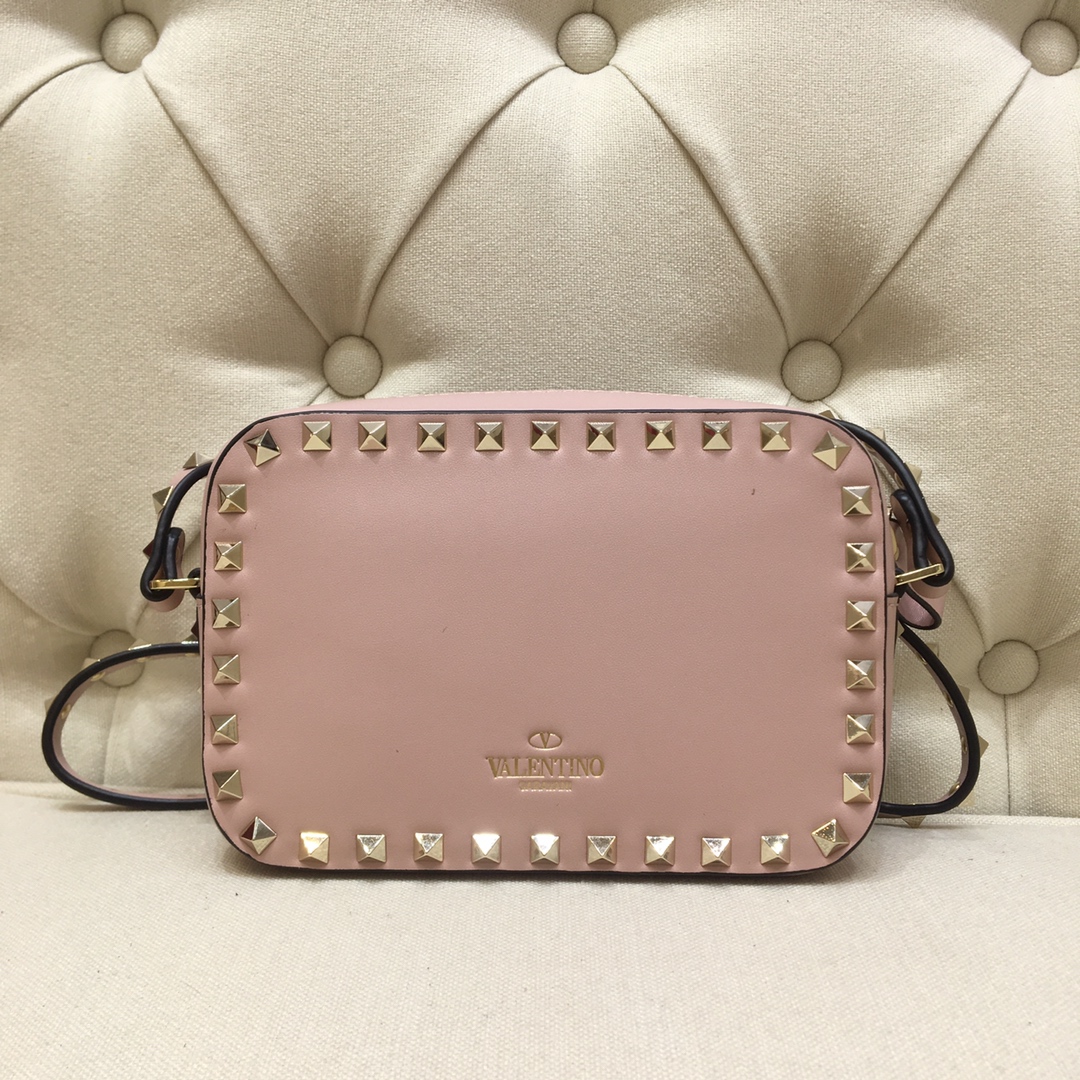 Va1e*ntin0 small rockstud grainy leather crossobody bag pink vw2b0809 18 x 6 x 12 cm