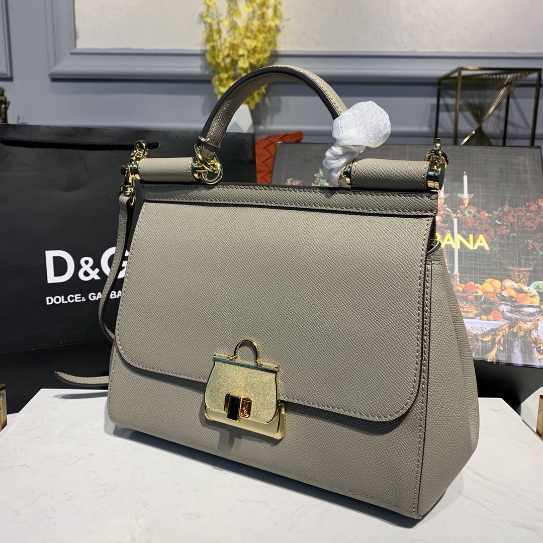 d01ce & Gab*a*a medium dauphine leather sicily bag taupe bb6002 25 x 12 x 22 cm
