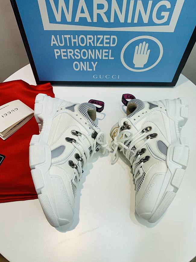 Gvc*1 shoes 03