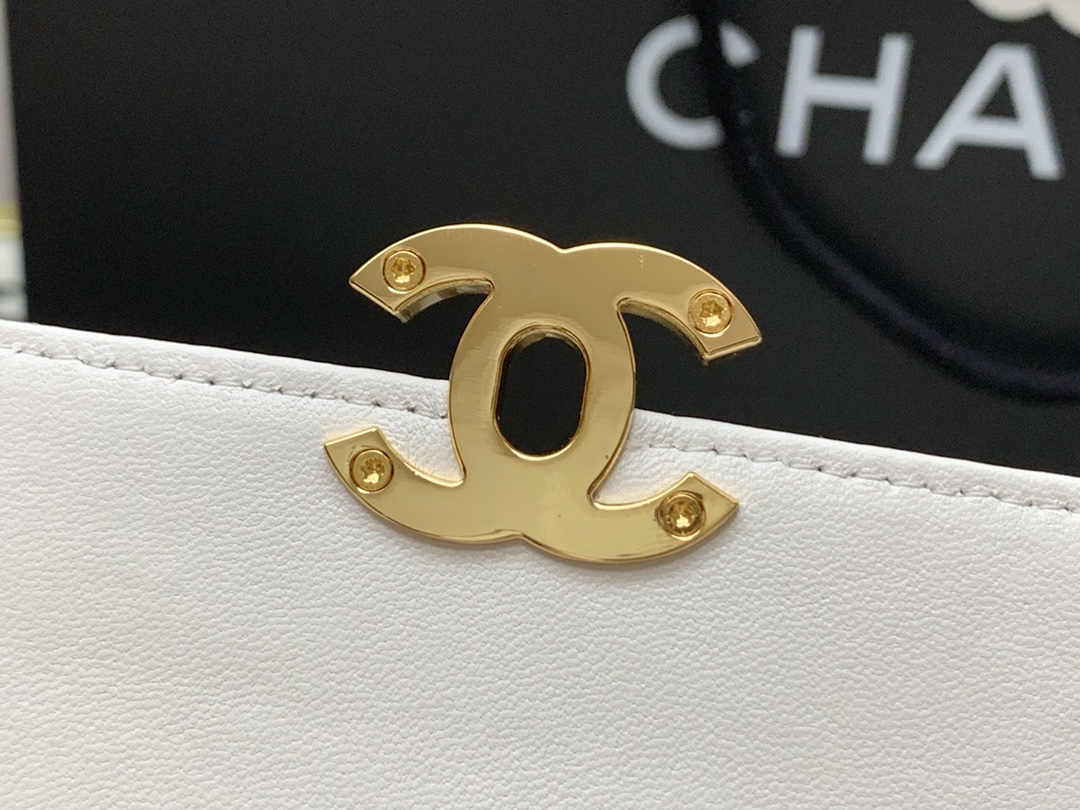 Ch**el mini flap bag handle lambskin & gold metal white as2796 12.5 x 17.5 x 5.5 cm
