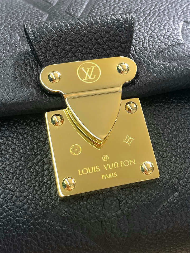 l0vis Vvtt0n favorite black m45836 24 x 14 x 9 cm
