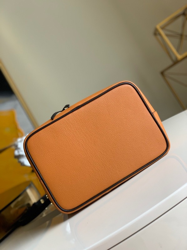 l0vis Vvtt0n crafty neonoe mm orange m56888 26 cm
