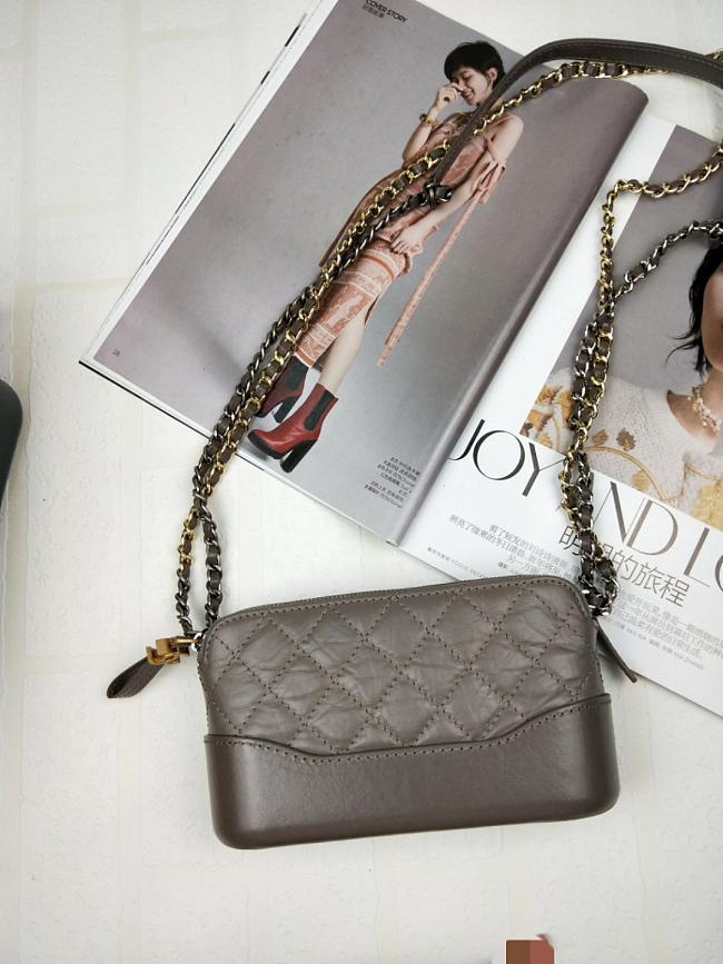 Ch**el gabrielle clutch gray a94505 18 x 6 x 11 cm