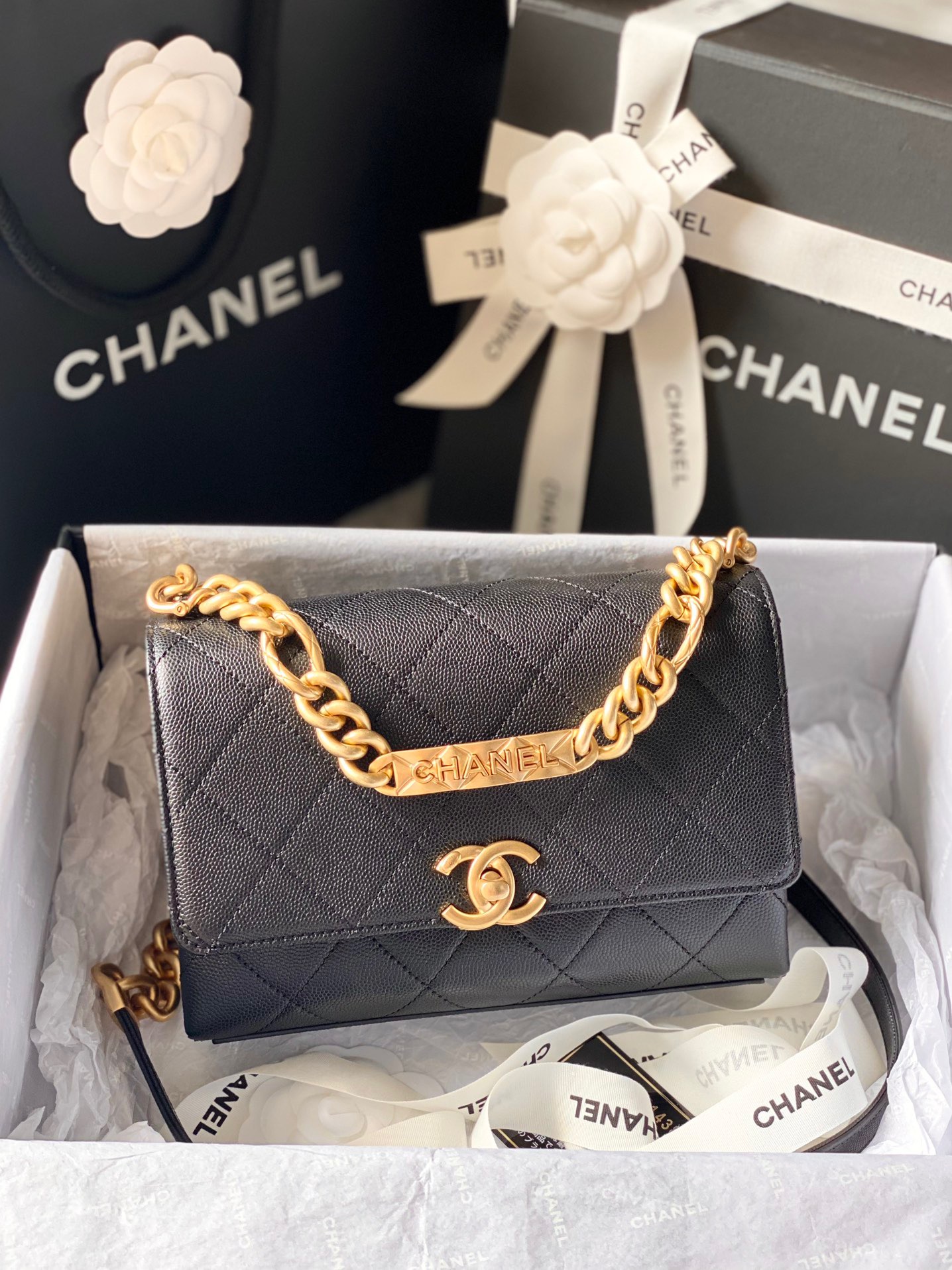 Ch**el mini flap bag gold-tone metal black as2711 19.5 x 14 x 9 cm