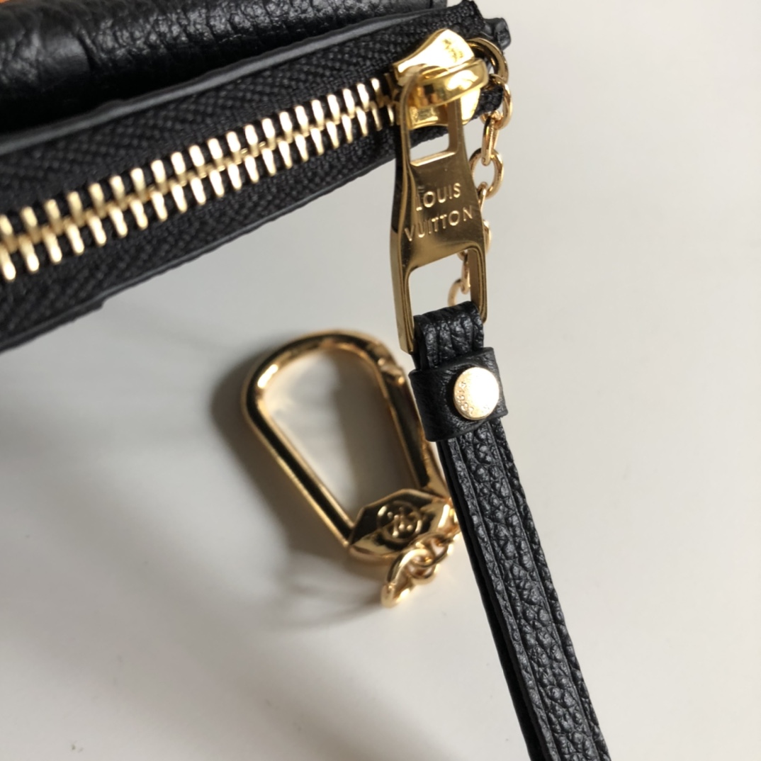 l0vis Vvtt0n card holder recto verso black m69421 13 cm