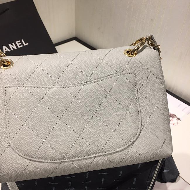 Ch**el small grained calfskin flap bag grey as1459 16 x 23 x 9 cm
