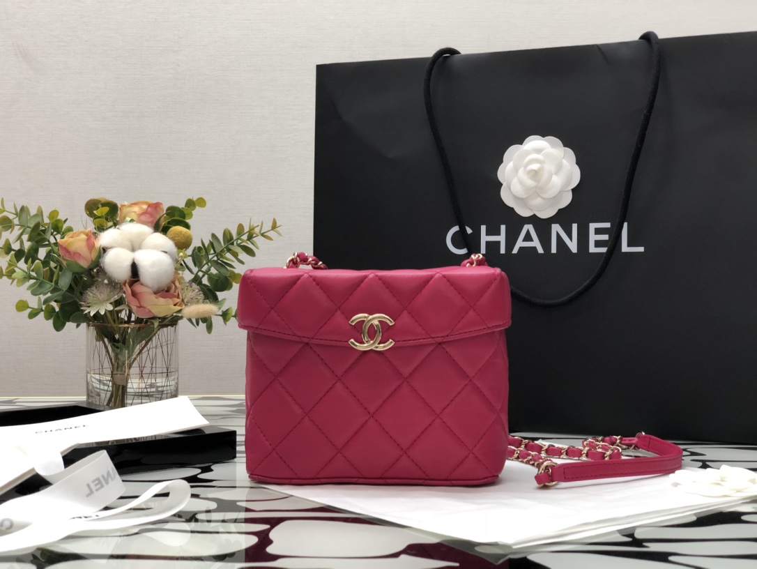 Ch**el small box bag lambskin & gold metal dark pink as2877 14.5 x 16.5 x 7 cm