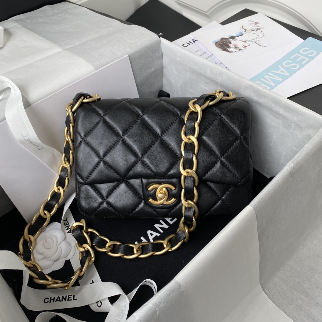 Ch**el flap bag with big chain leather black 22 × 5 × 15.5 cm