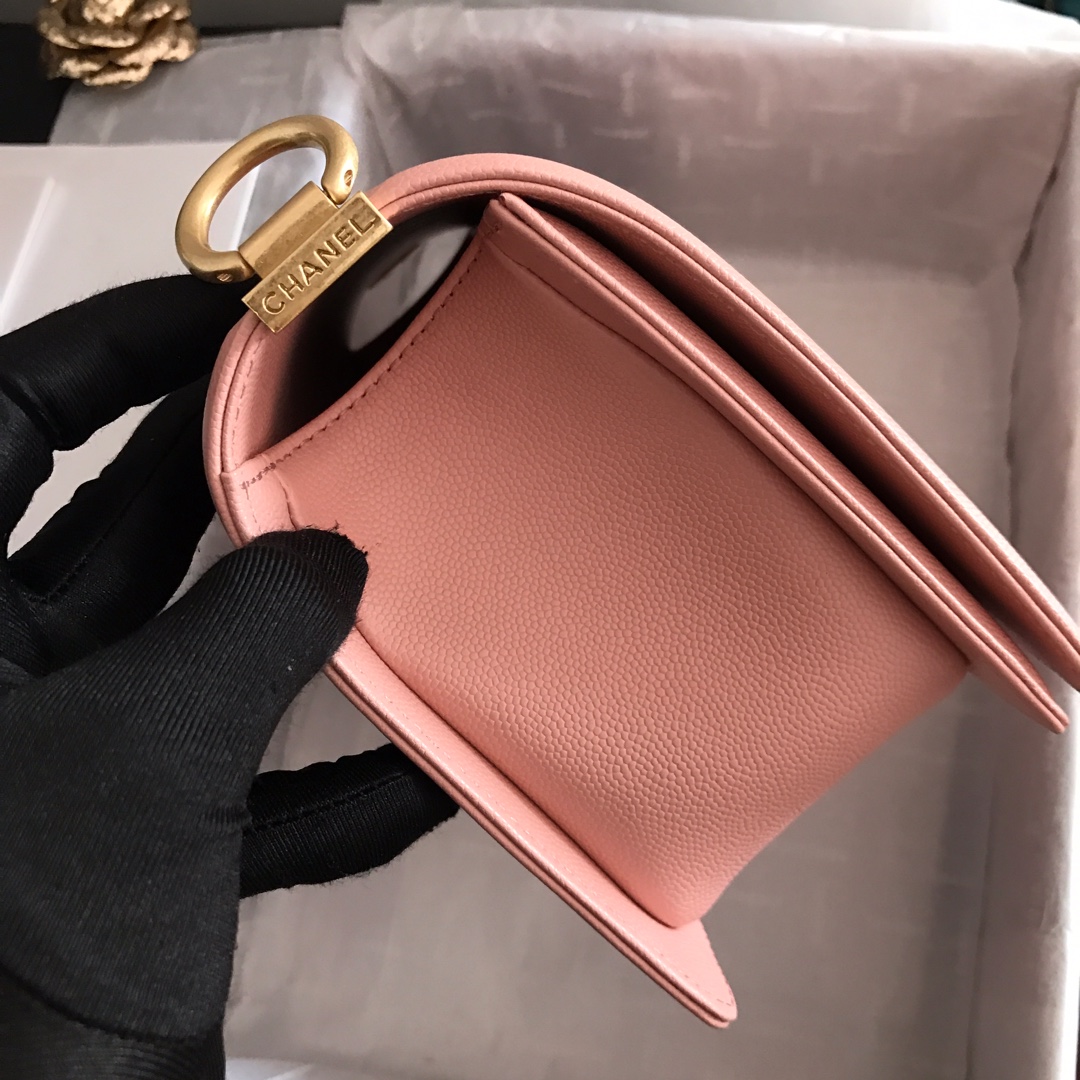 Ch**el medium boy bag classic gold-tone metal grained leather pink a67086 25cm
