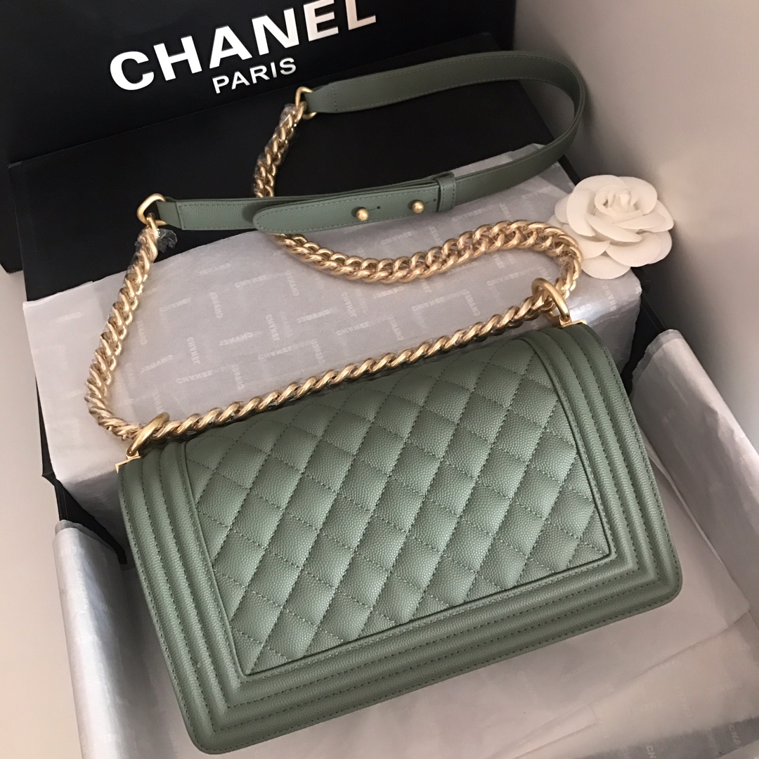 Ch**el medium boy bag classic gold-tone metal grained leather green a67086 25cm