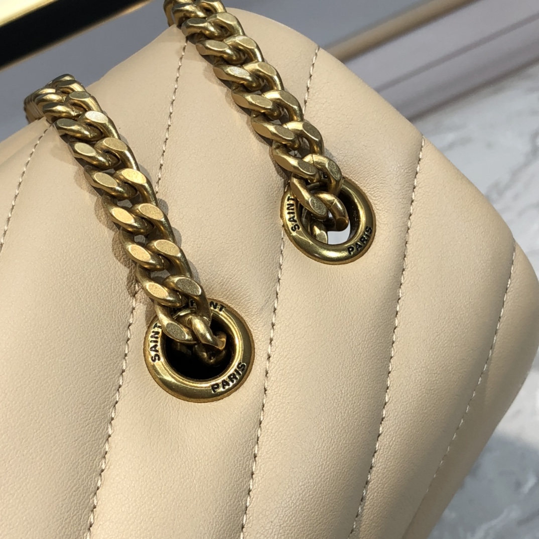 Y51 medium loulou matelassé "y" leather beige gold-tone metal 574946 31 x 22 x 10 cm
