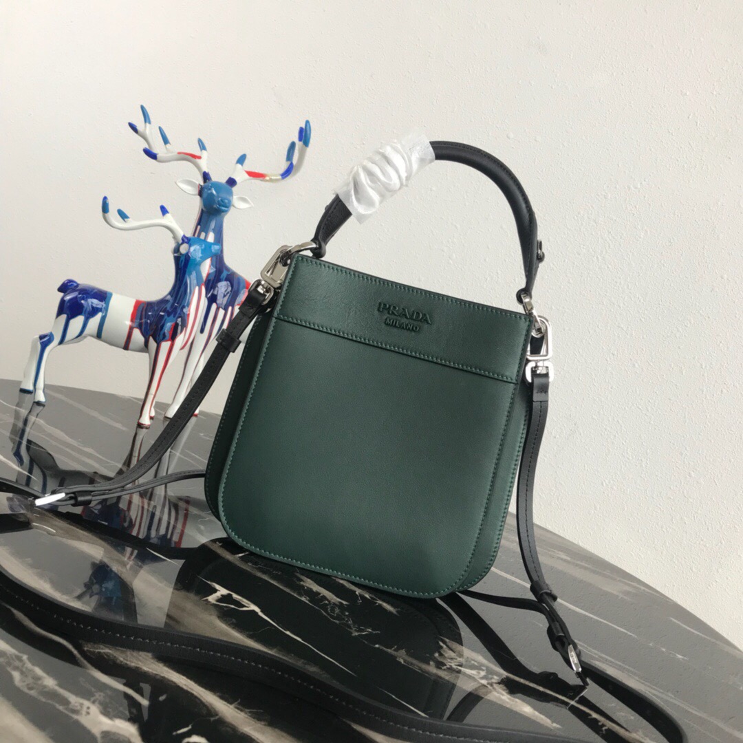 Pra*a small margit leather bag green 1bc082 20 x 7 x 20 cm