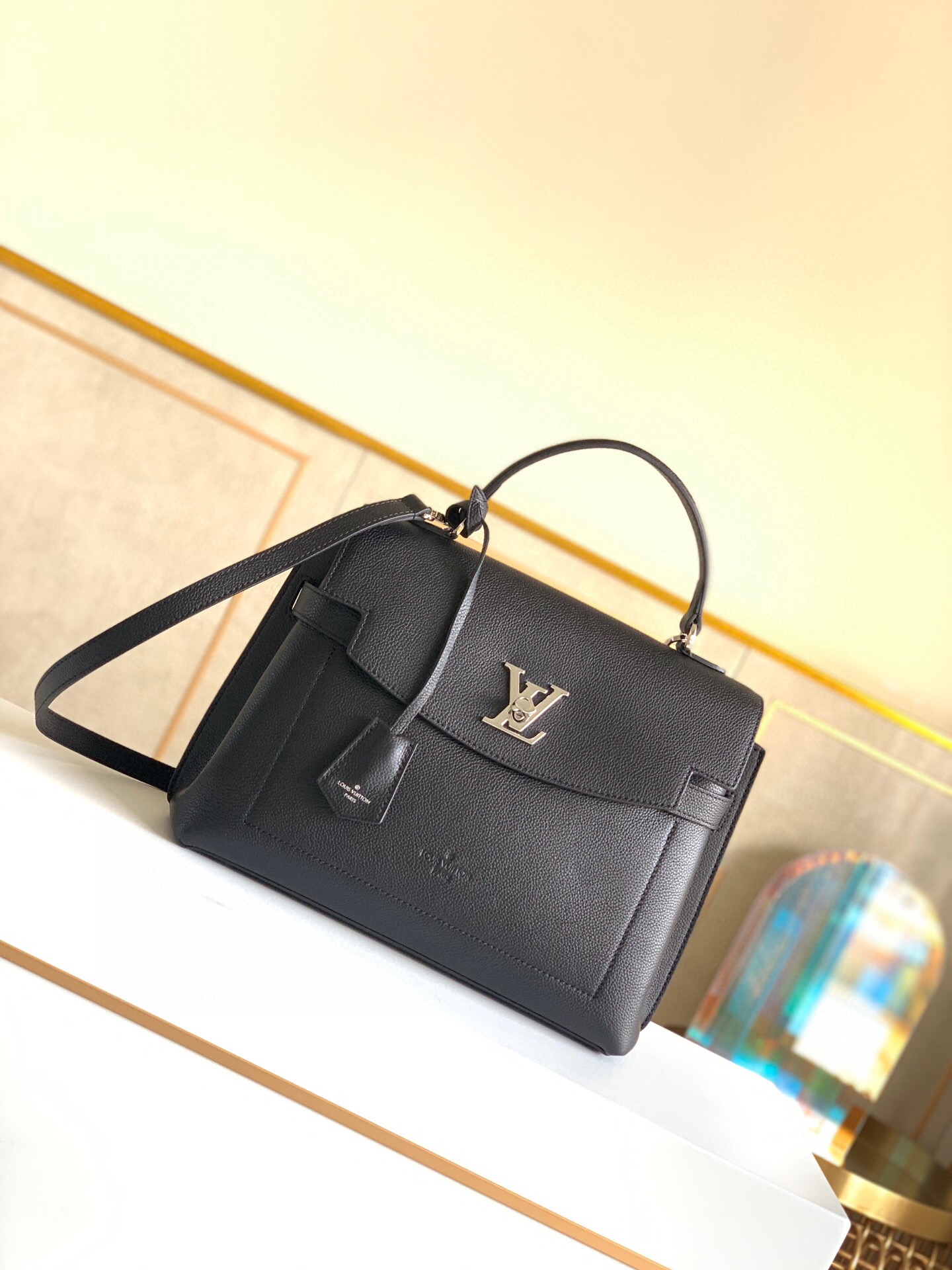 l0vis Vvtt0n lockme ever mm black m51395 33.5 × 21.5 × 14.5 cm