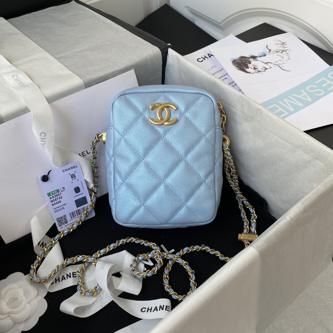 Ch**el mini camera case grained leather blue as2857 16 x 12 x 6 cm