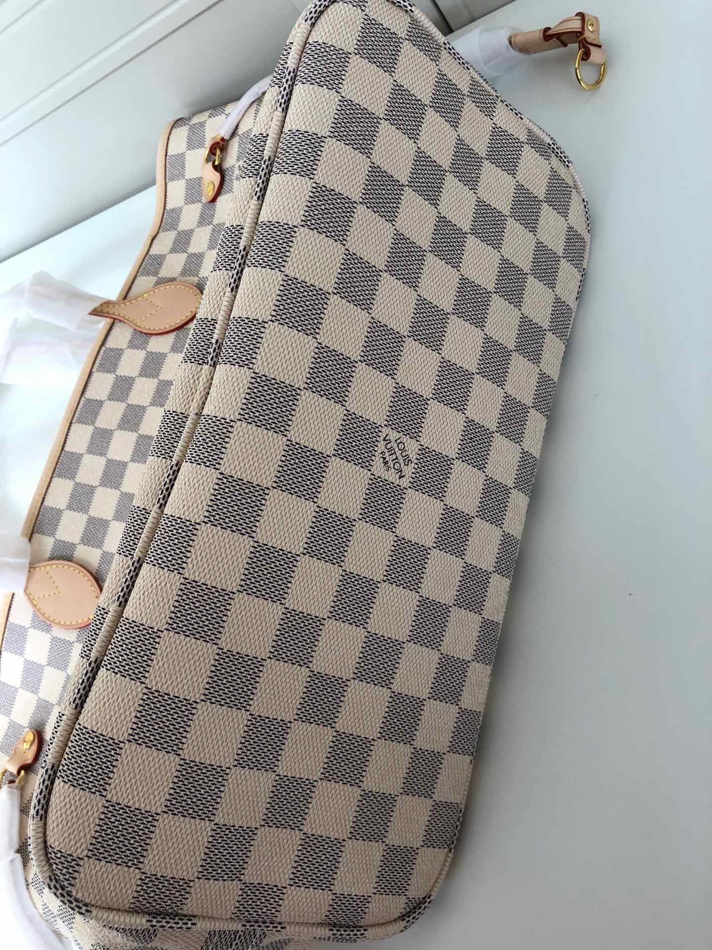 LV Neverfull Mommy shopping GM bag white 40cm m32231