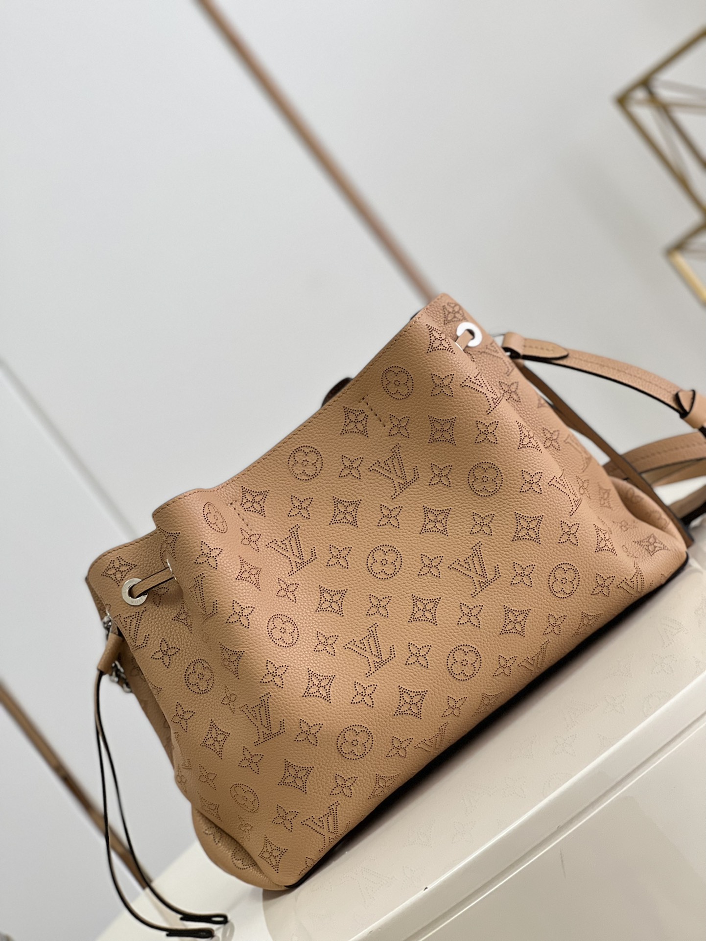 LV M59266 Bella Tote BAG 32CM