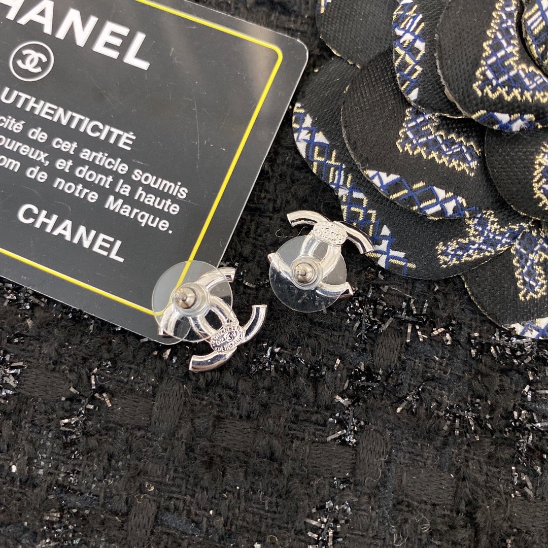Ch**el earrings 007