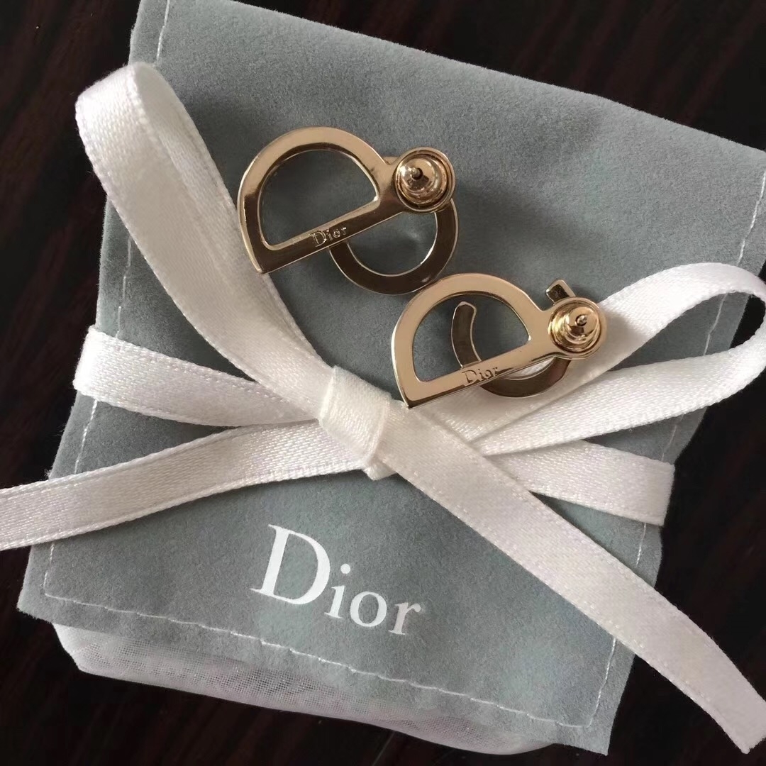 D10r earrings 004
