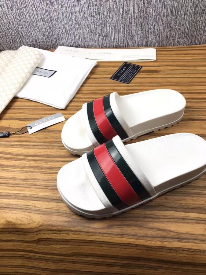 Gvc*1 white rubber shoes
