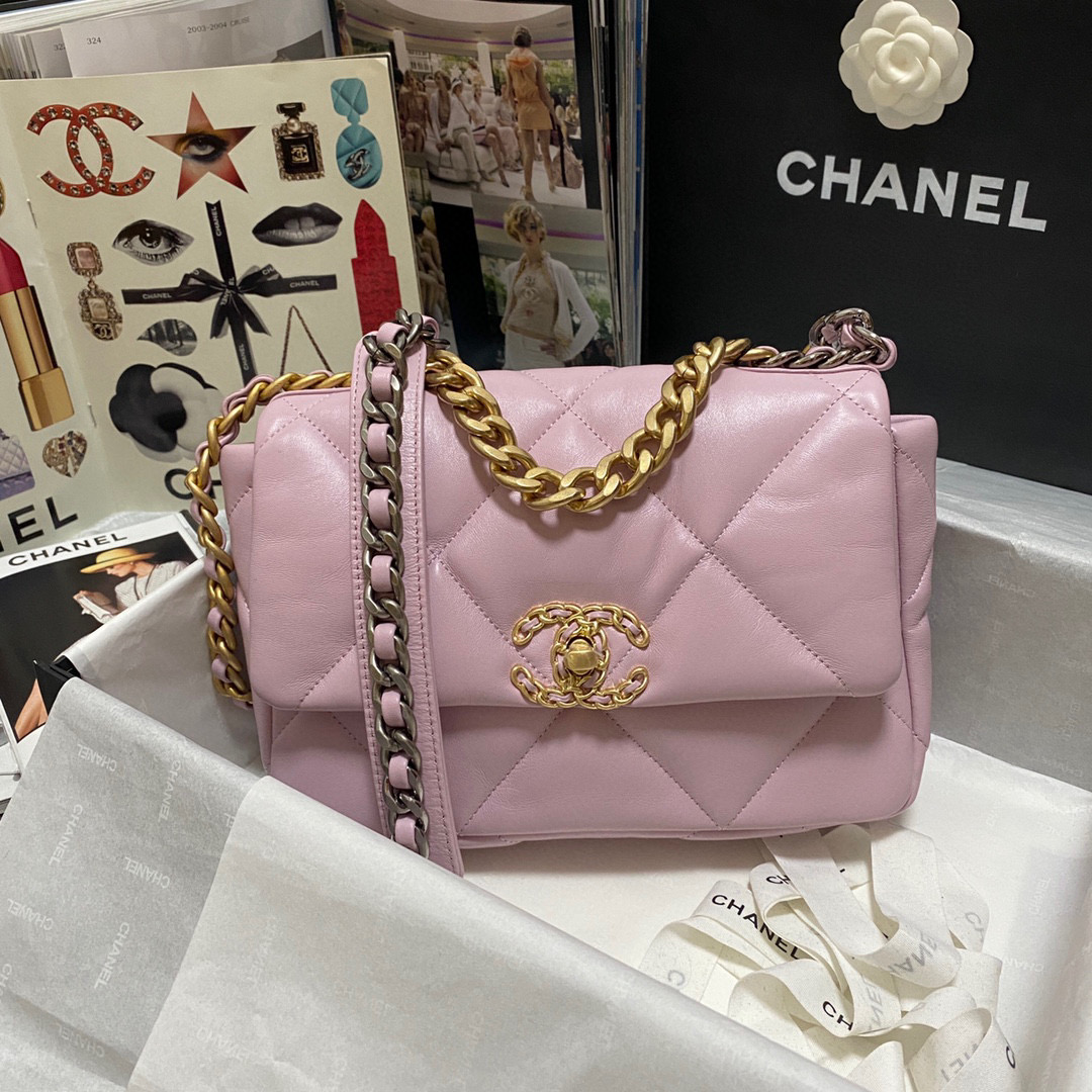 Ch**el 19 handbag calfskin in pink-26×16×9cm