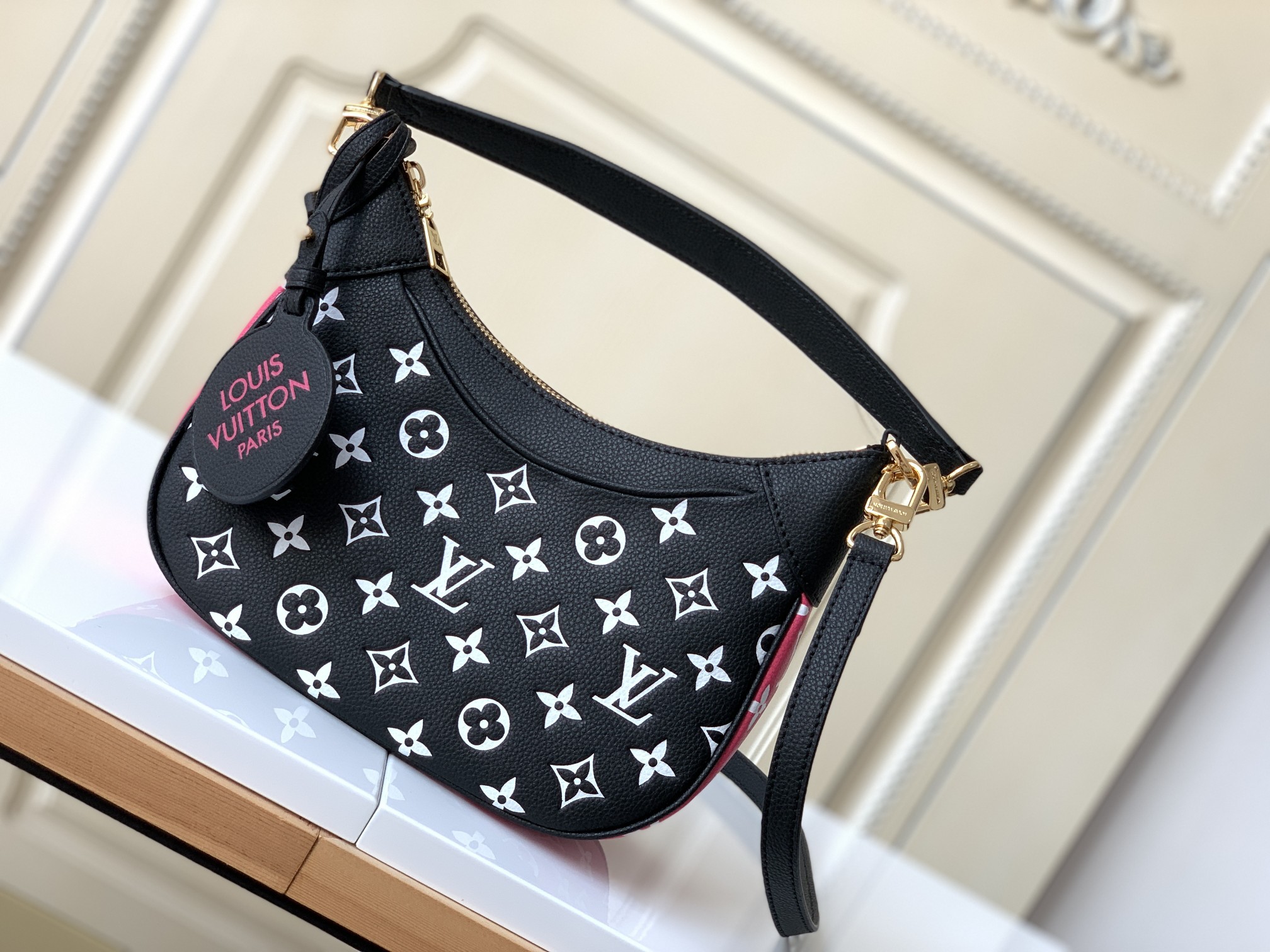 LV handbag M46002 22cm