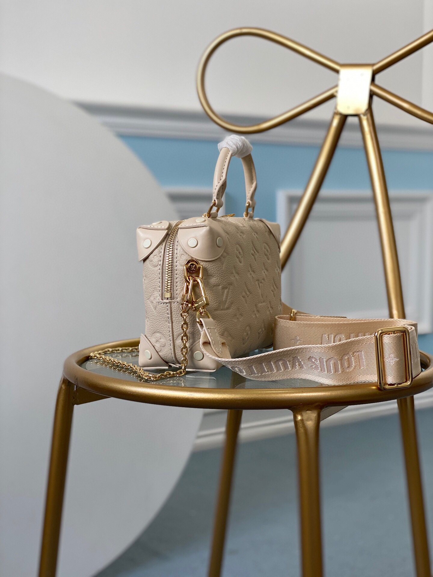 LV PETITE MALLE SOUPLE white M45394 20cm