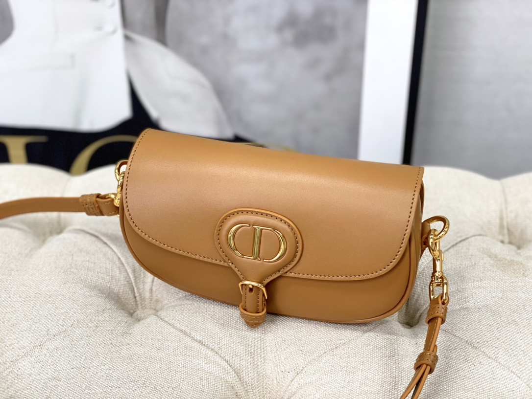 D10r bobby east-west bag smooth leather m9327 - 22x13x5cm