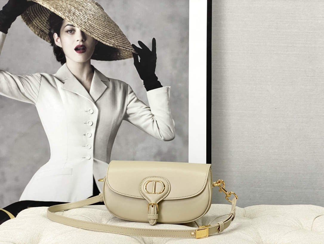 D10r bobby east-west bag smooth leather m9327 beige - 22x13x5cm