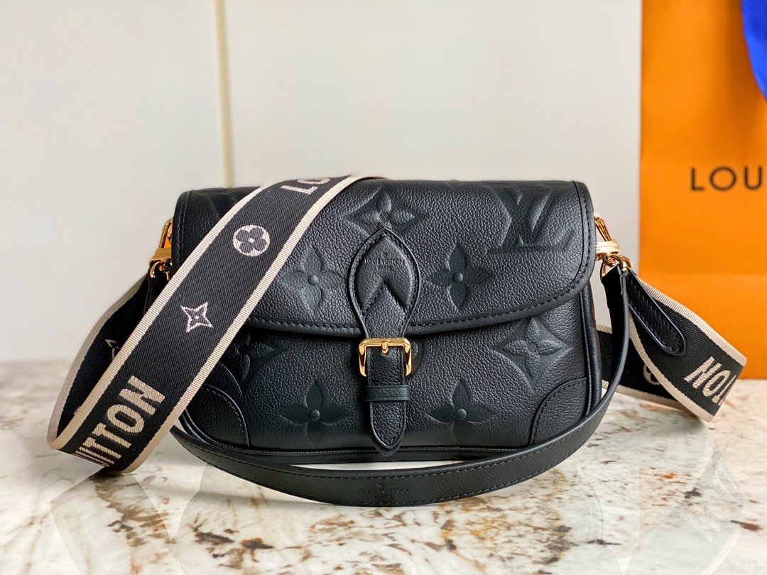 LV Diane Monogram Empreinte - M46388 - Black 23 x 16 x 8.5 cm