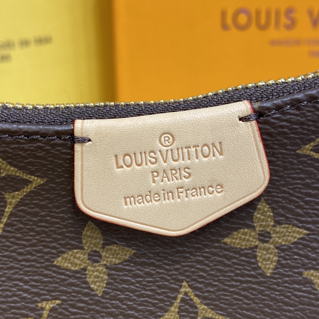 LV Easy Pouch On Strap M80349 - 19 x 11.5 x 3 cm