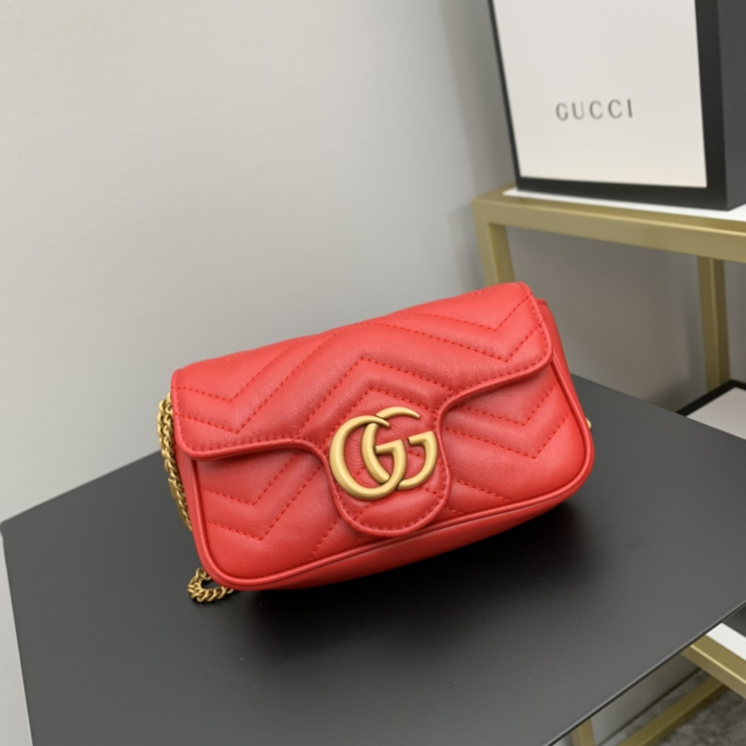 gg marmont matelassé S*per mini bag red 476433 - 16.5 x 10 x 4.5cm