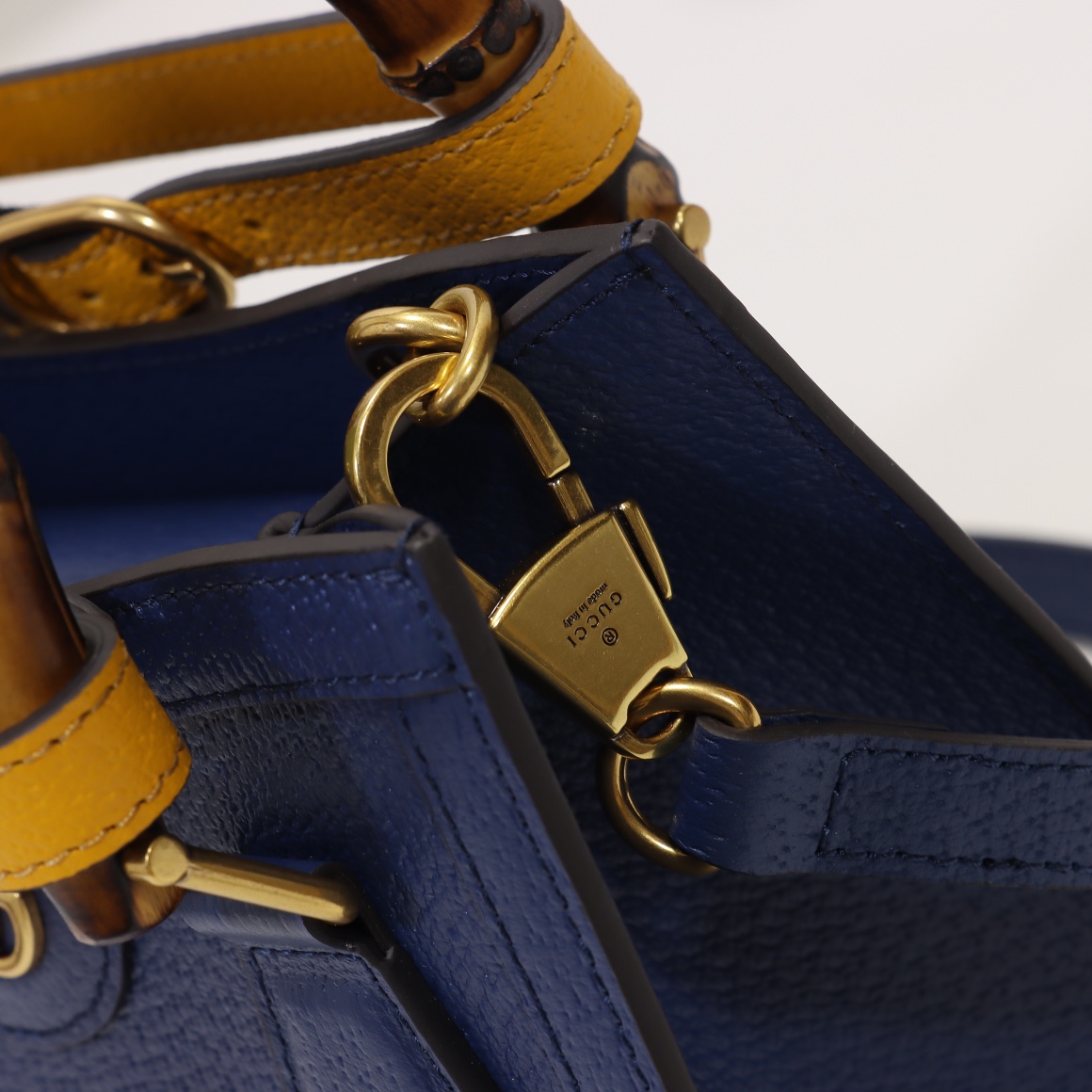 Gvc*1 diana mini tote bag royal blue ‎ 702732  - 20 x 16 x 10cm