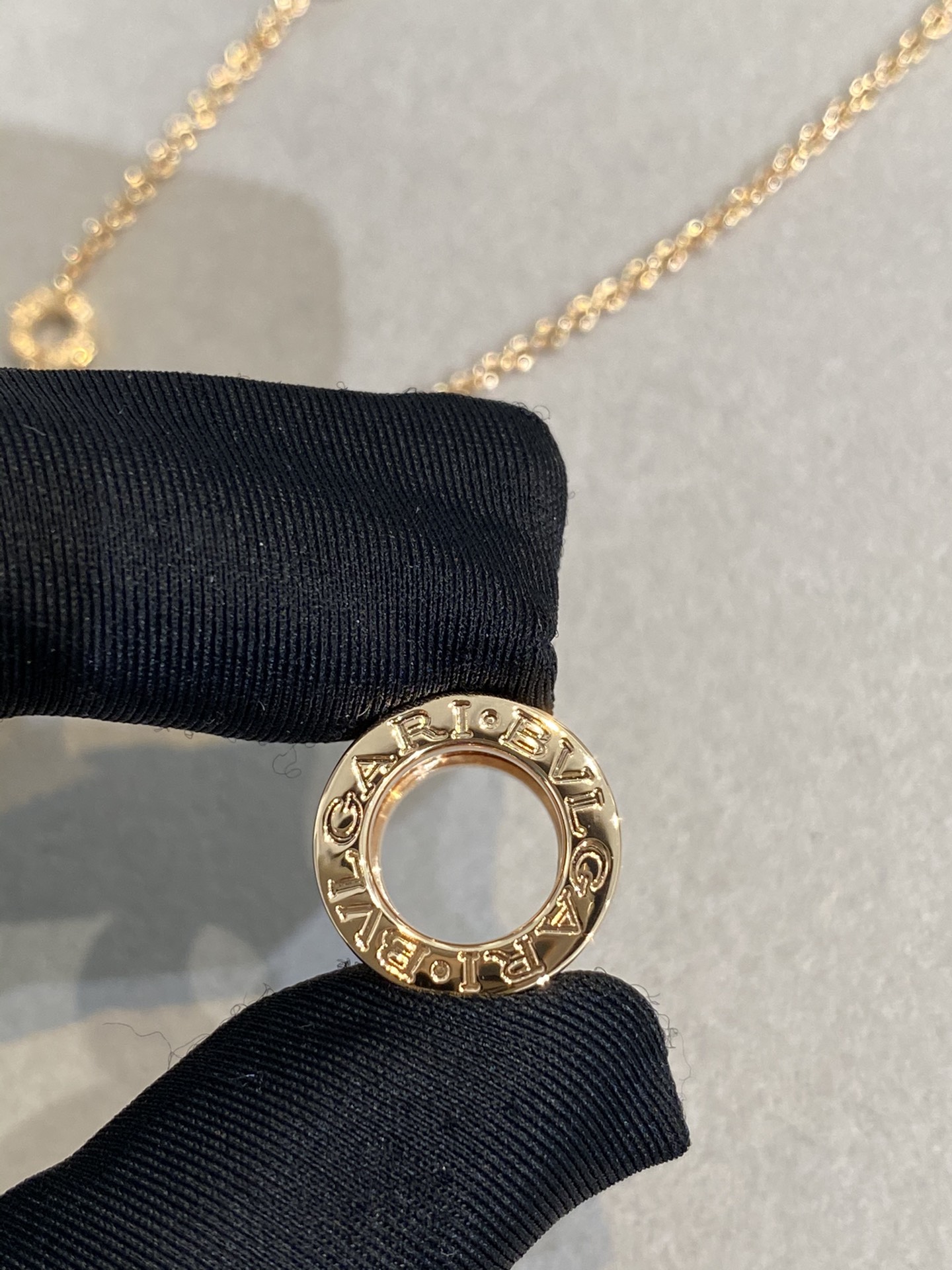 Bv1g*ai b.zero necklace
