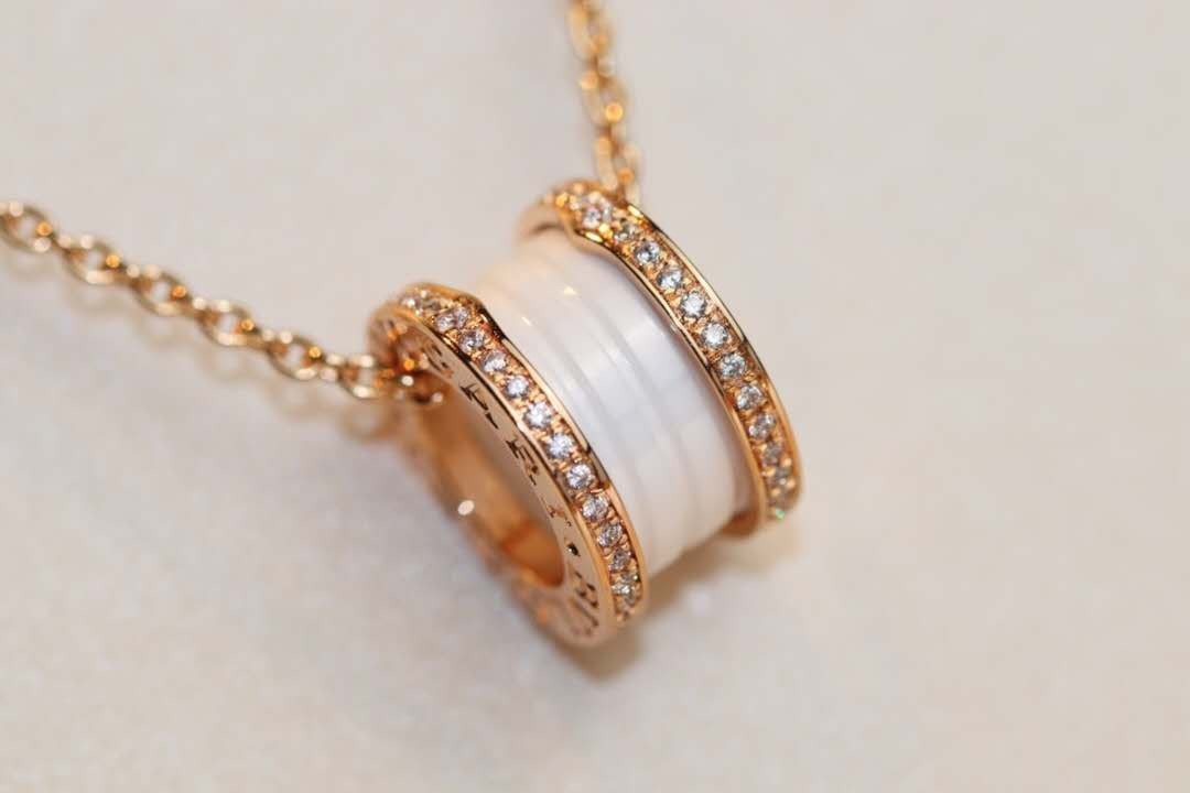 Bv1g*ai001cnc necklace