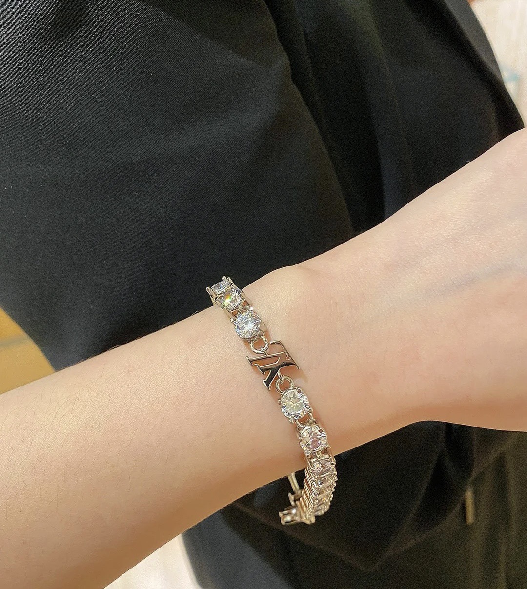 LV  bracelet CRYSTALS 18cm21cm