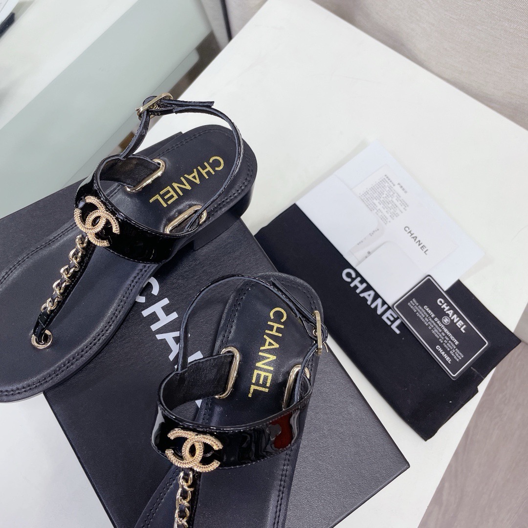 Ch**el sandals black