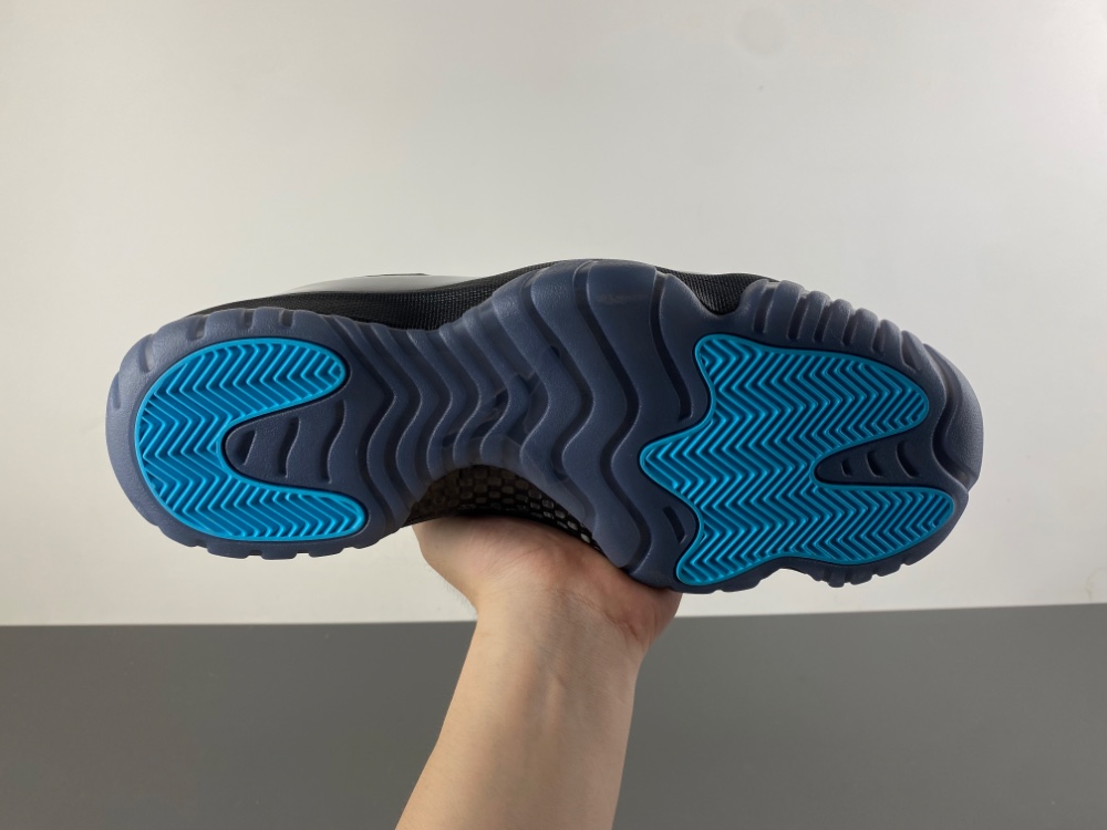 Air Jordan 11 “Gamma” 2025 CT8012-047