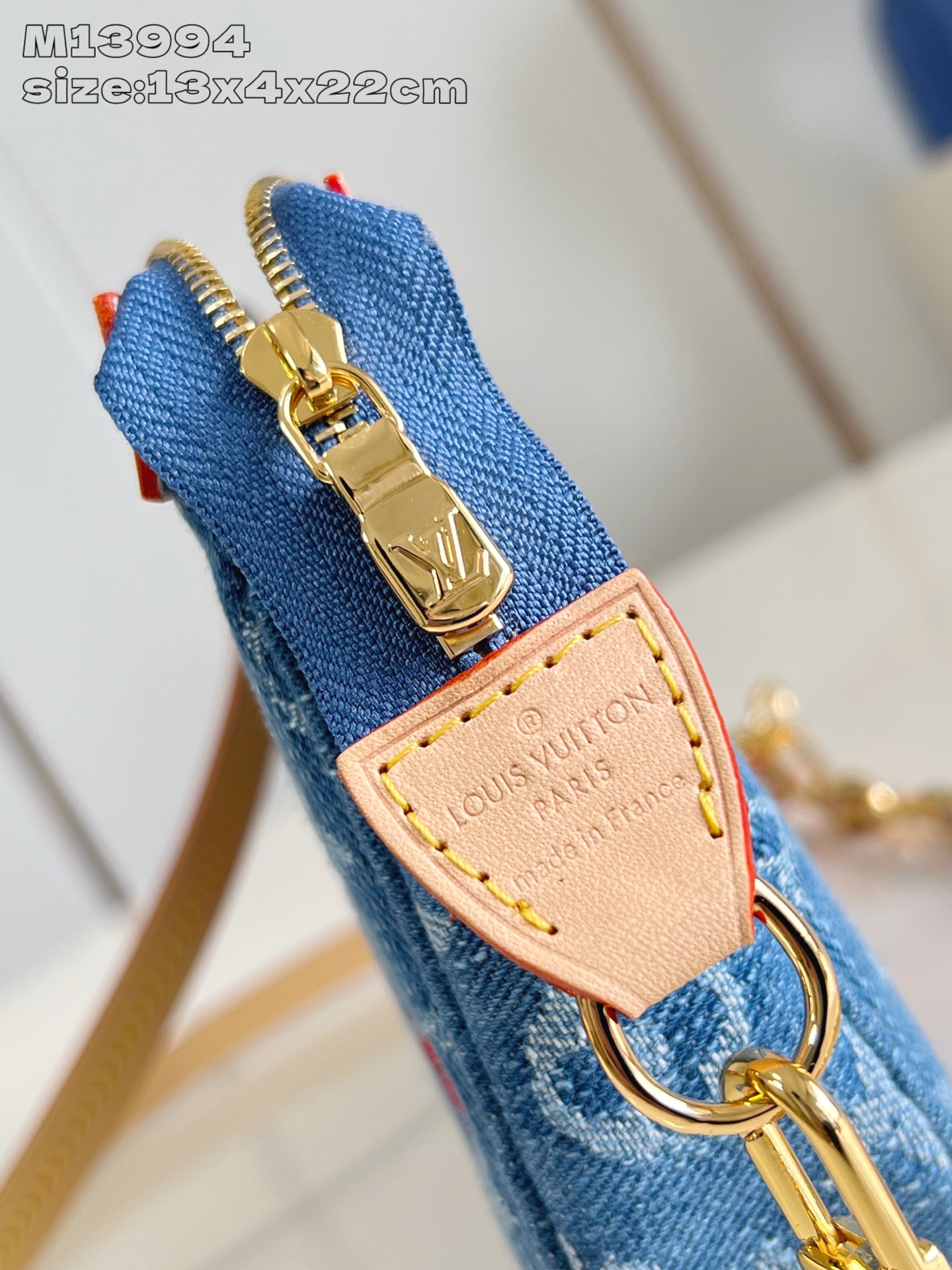 lv Pochette Accessoires 13 x 4 x 22